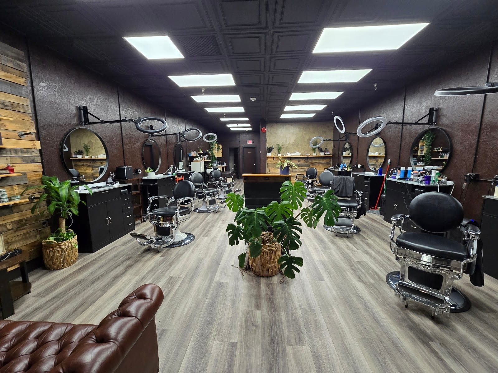 MVM Salon Barber Spa