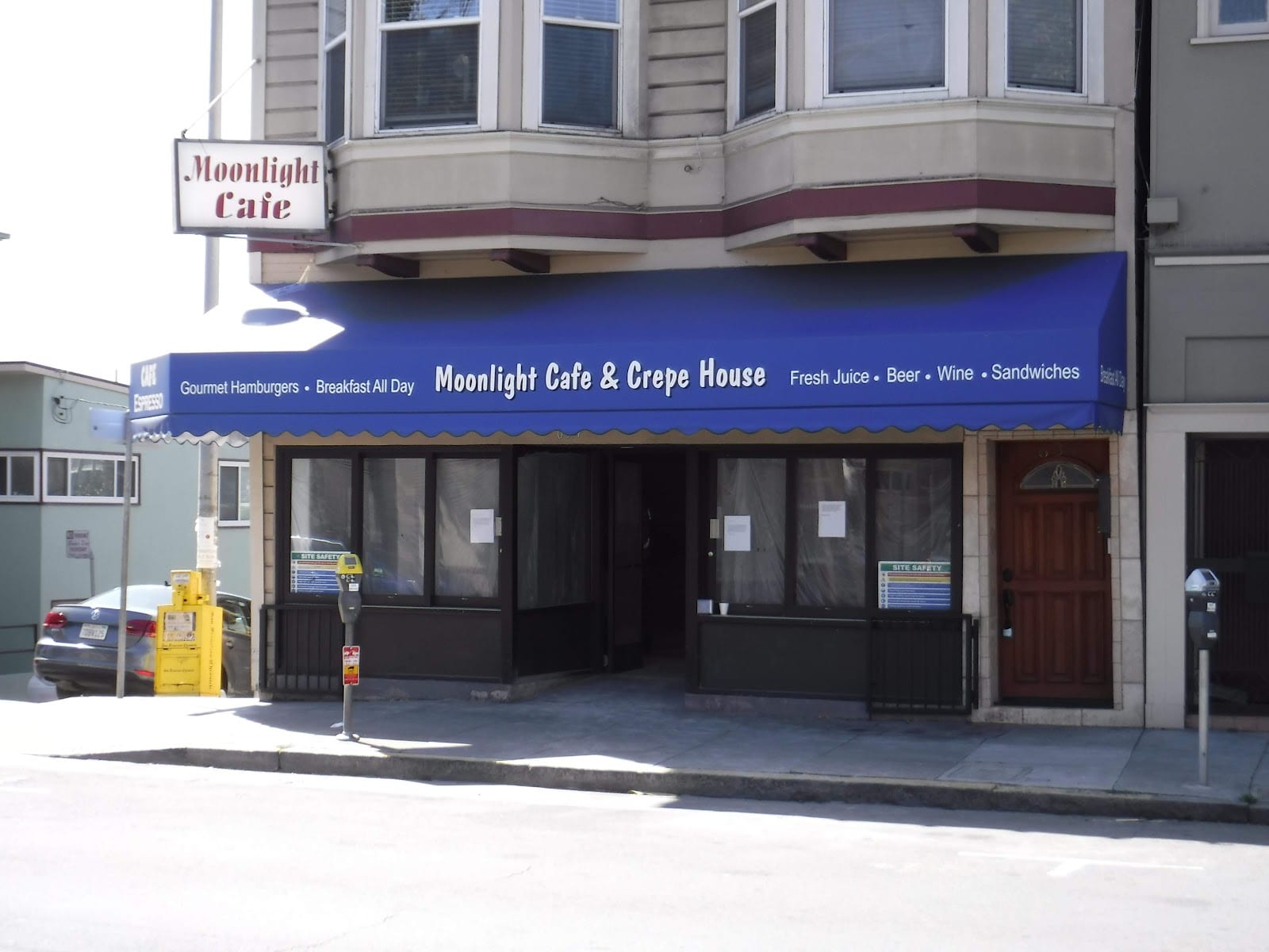 Moonlight Cafe