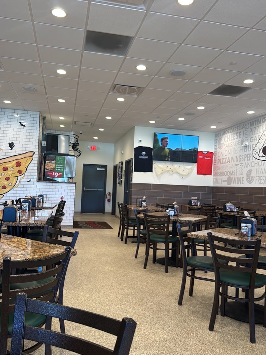 IL Primo Pizza & Wings, photo 3