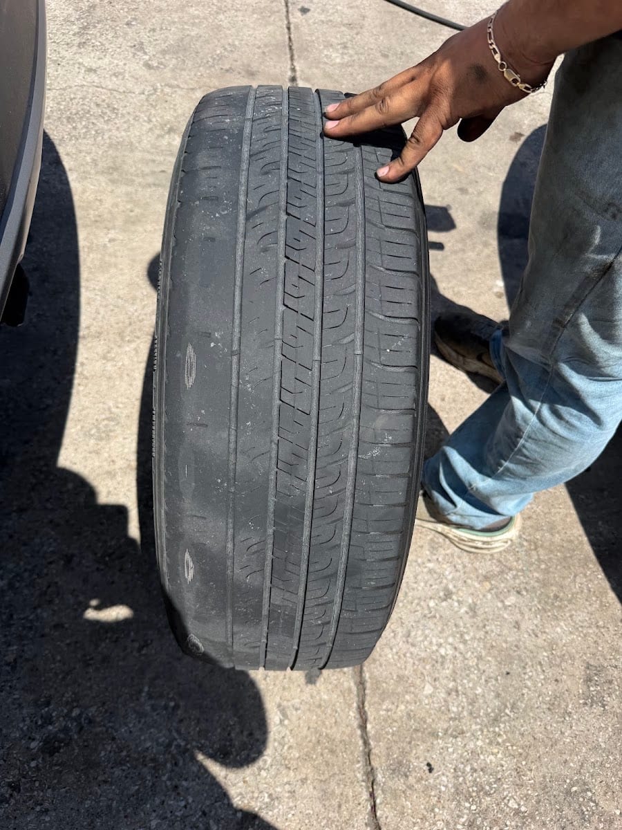 Just Tires, photo 4