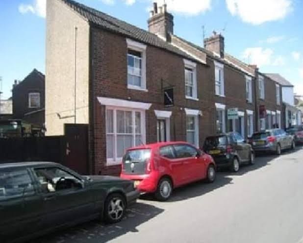 Luxury Studio Apartment St Albans with Amaryllis Apartments