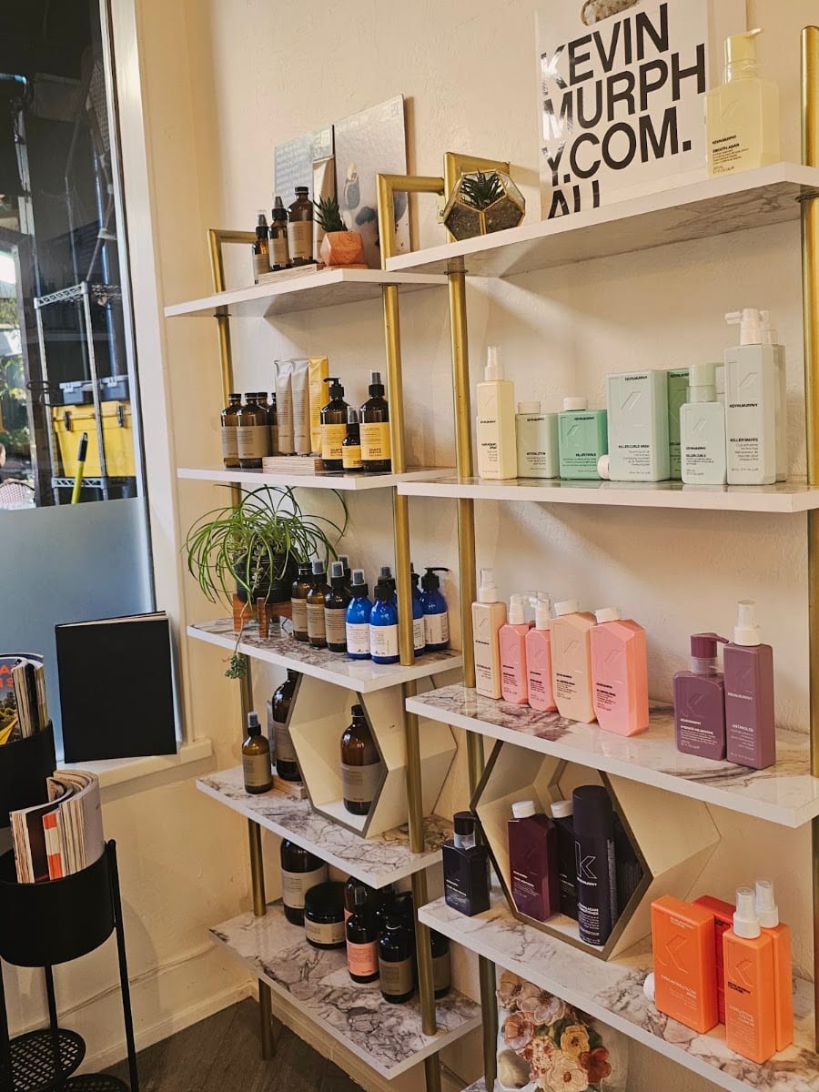 Honeycomb Salon, photo 3