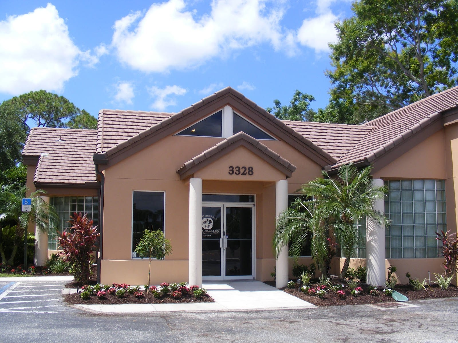 Russini Dermatology