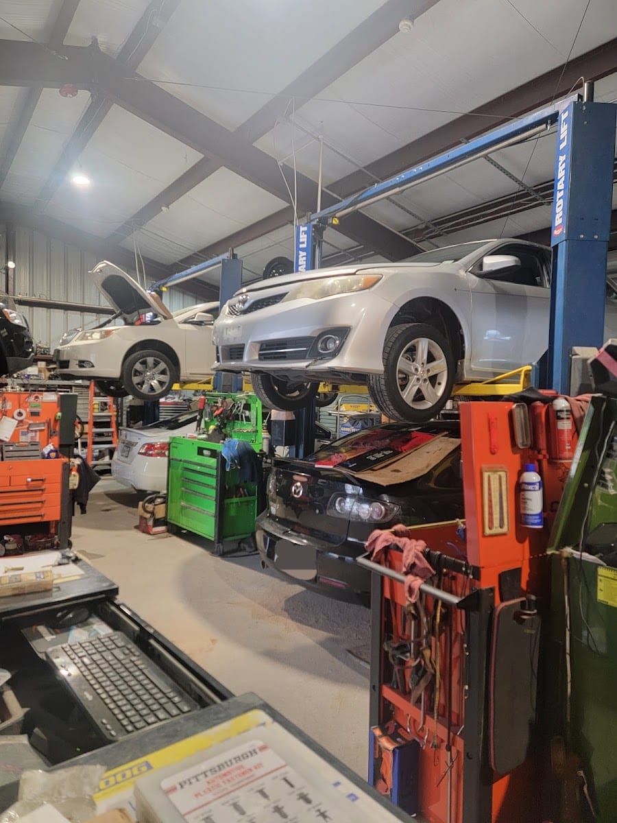 Pedro's Auto Repair, photo 3