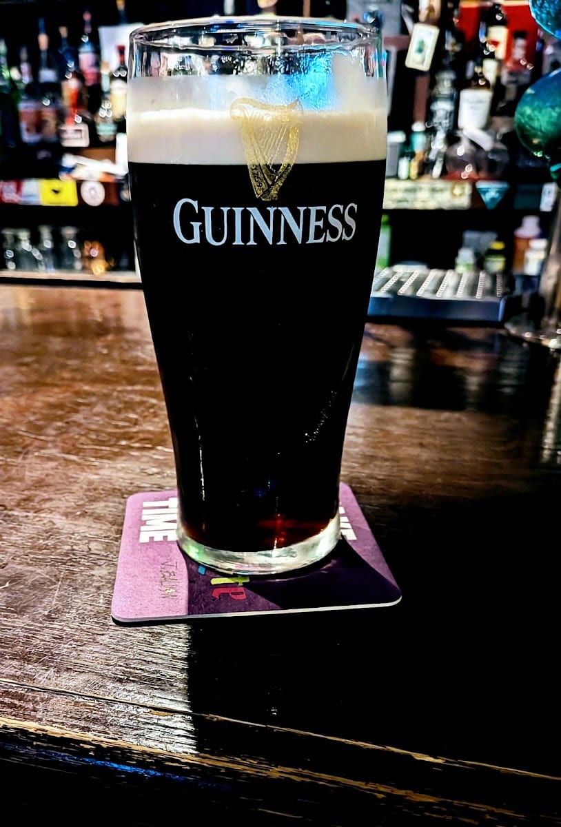 Hibernia Irish Tavern