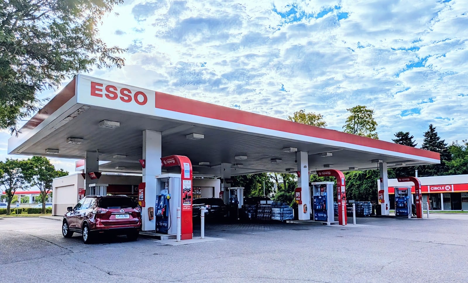 Esso, photo 2