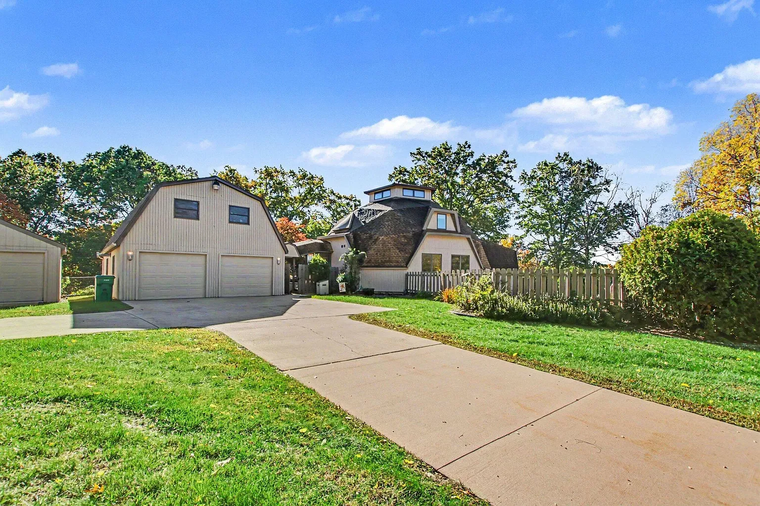 A Remarkable Octagon Home on Six Acres