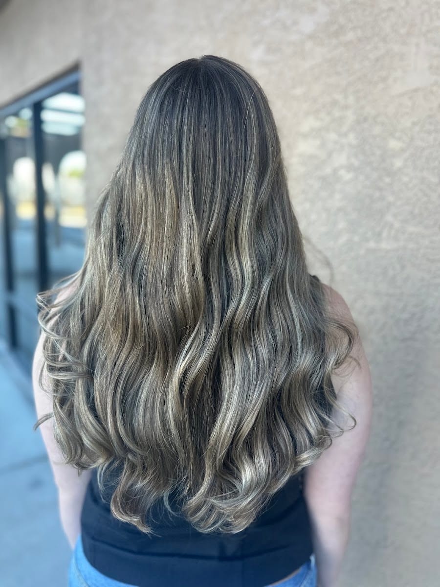 Southern Roots Salon