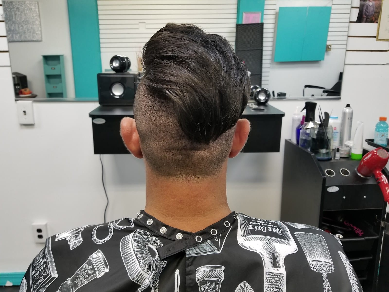 Nicole's hair studio