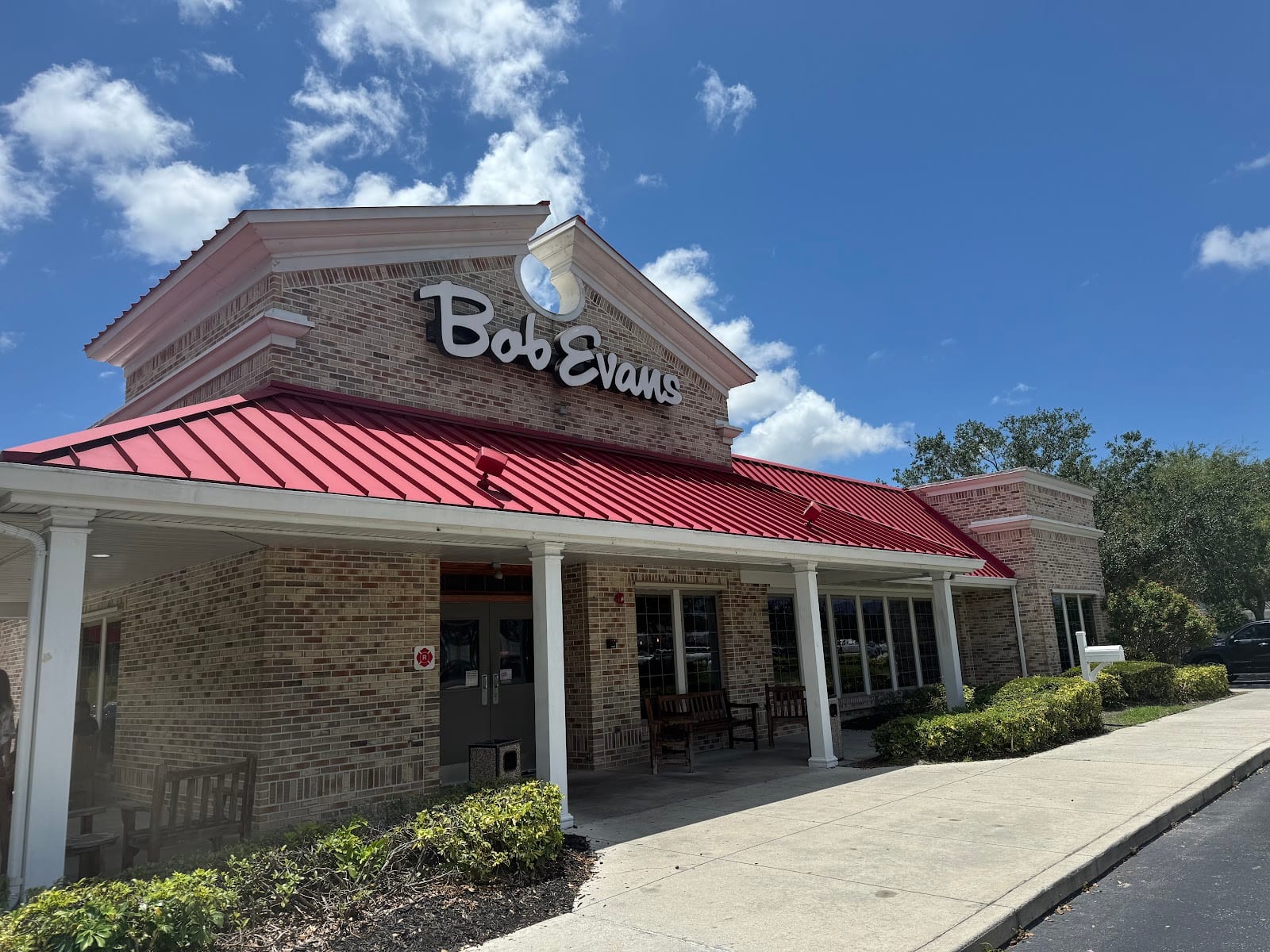 Bob Evans, photo 2