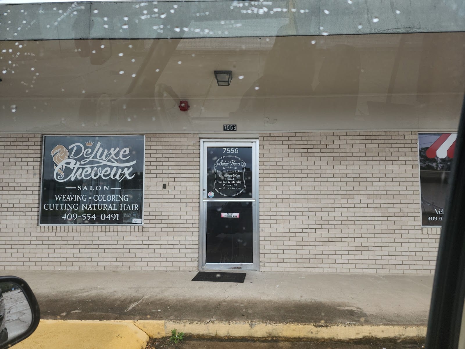 Deluxe Cheveux Salon