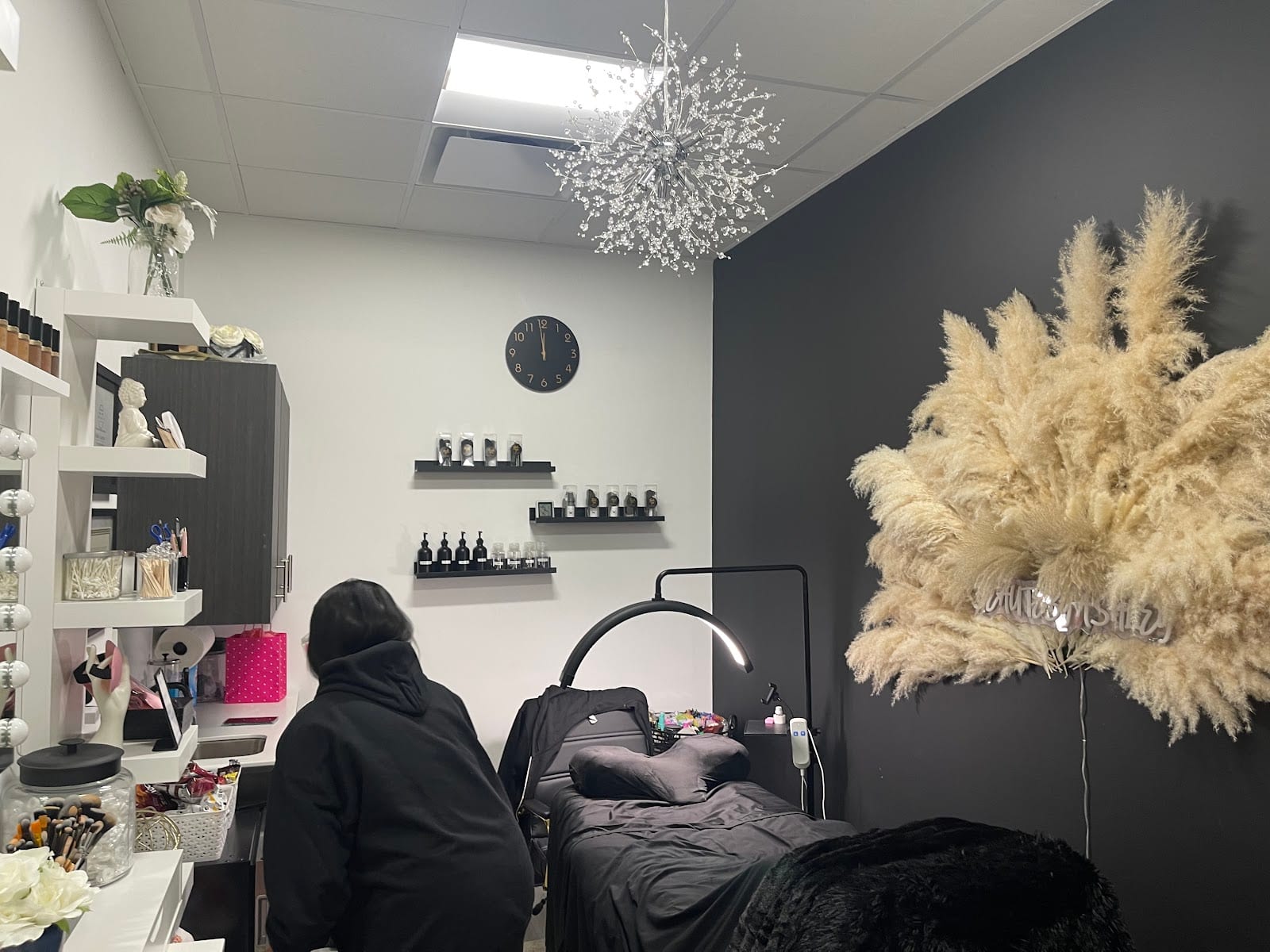 Phenix Salon Suites, photo 4