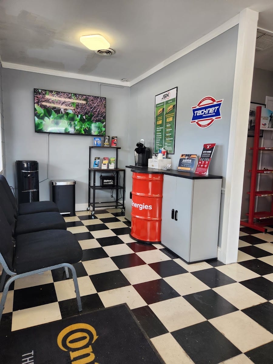 JSN Auto Repair - Venice Island, photo 3