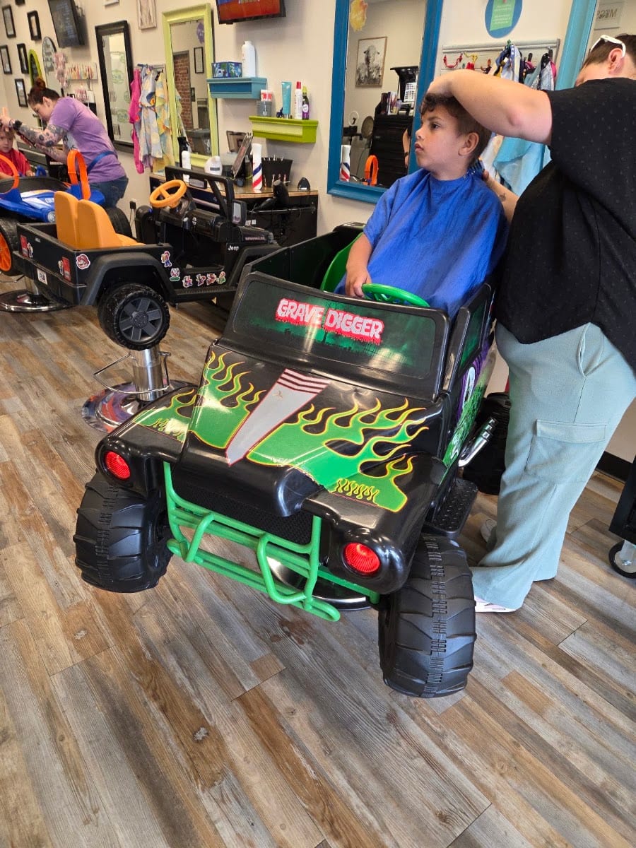Knots Salon, photo 3