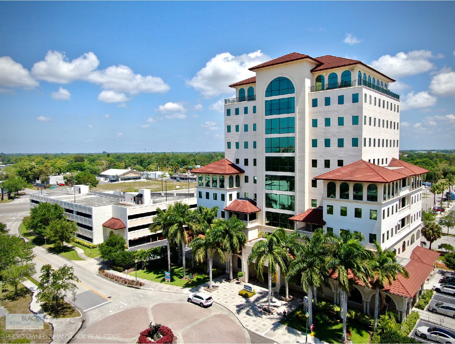 Ian Black Real Estate, photo 4