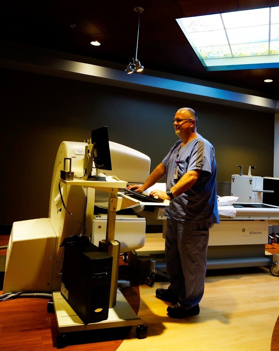 SMIL Southwest Medical Imaging -92ND ST. & MOUNTAIN VIEW - Desert Mountain Medical Plaza, photo 3