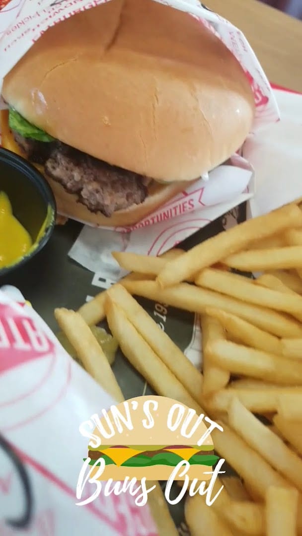 Fatburger, photo 2