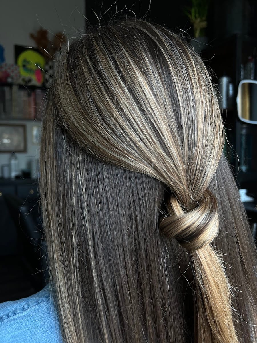 Matte Black Salon, photo 3
