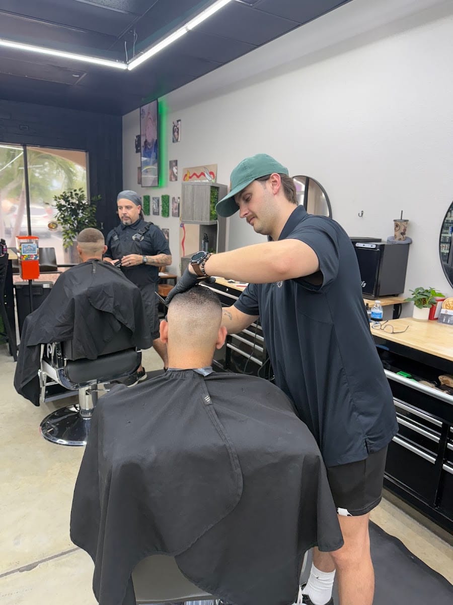 Studio 51 Barbershop - U.S. 41(Tamiami TRL), photo 4