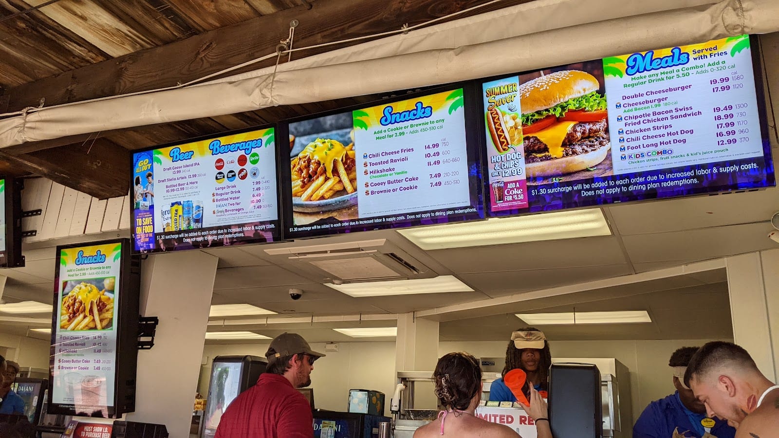 Cowabunga Burgers, photo 2