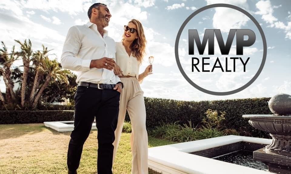 Meshella Delgaudio | SWFL Realtor -Marina Park Realty, photo 2