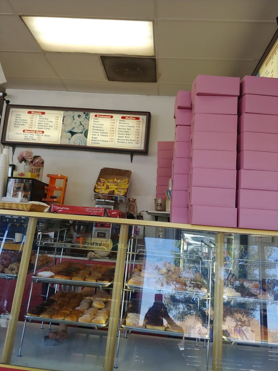D K's Donuts, photo 3