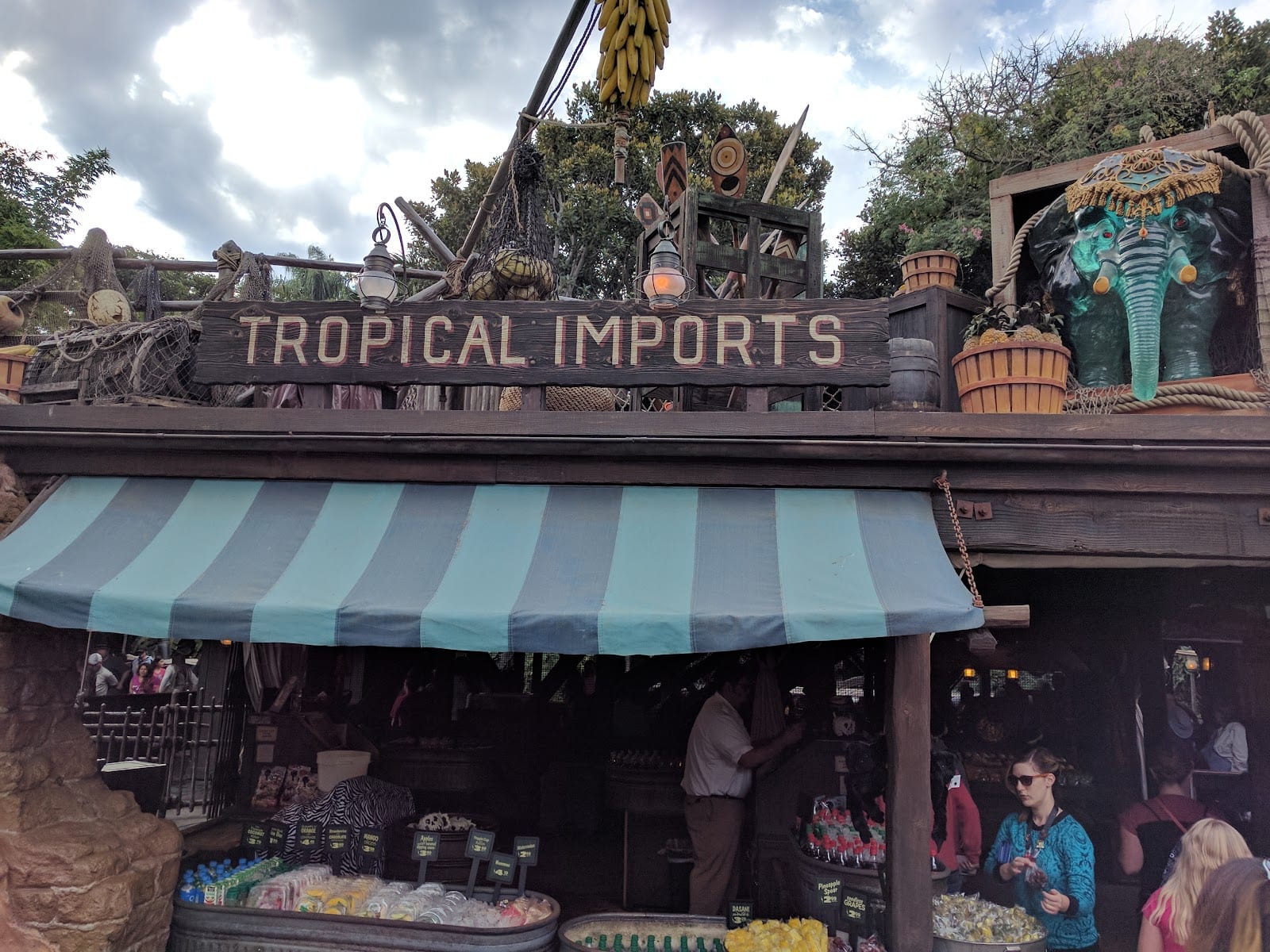 Tropical Imports, photo 2