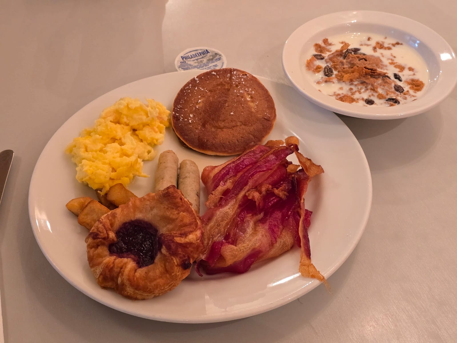 M.A.C. 2-Go Café & Deli