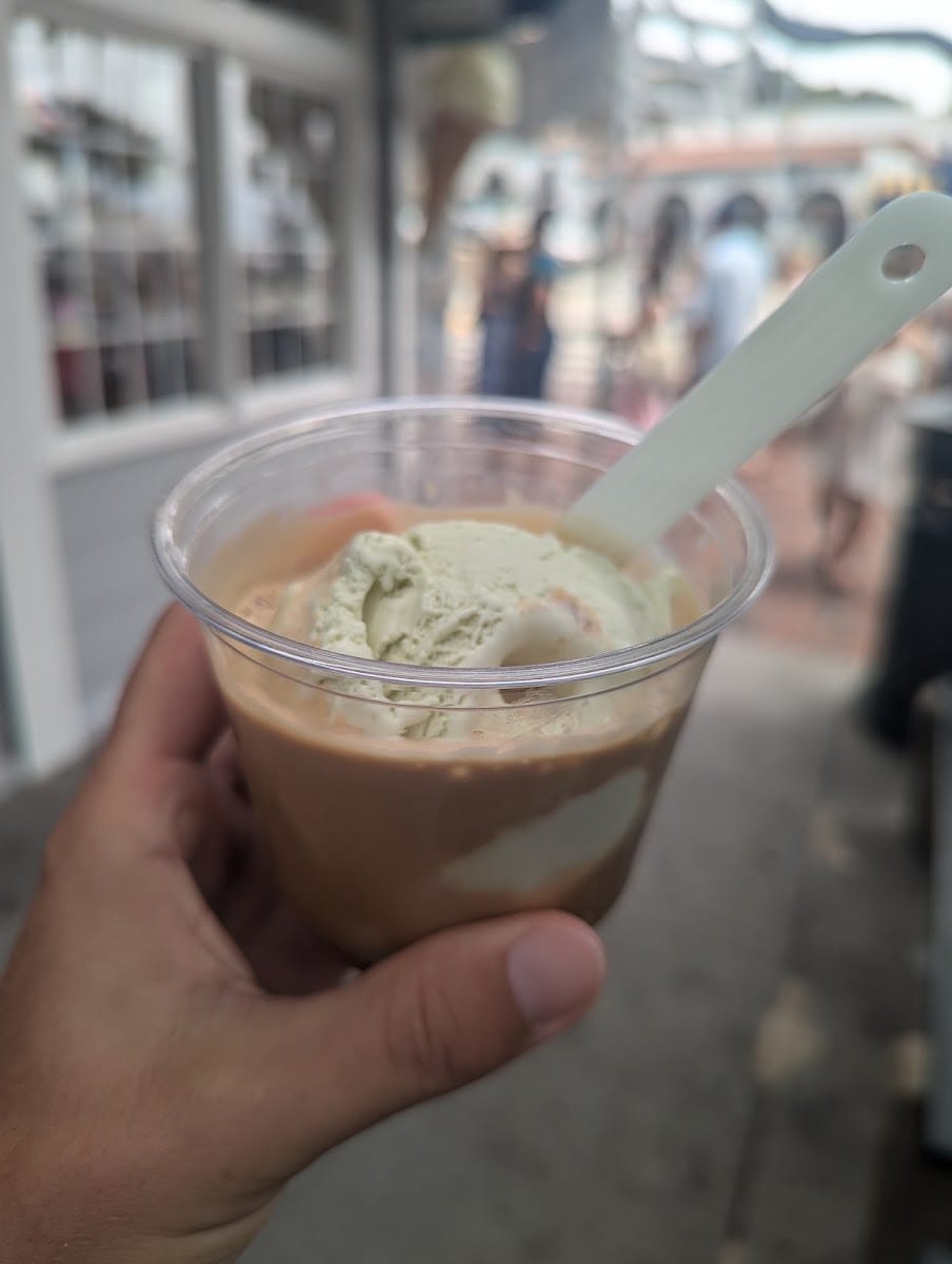 Frozen Yogurt