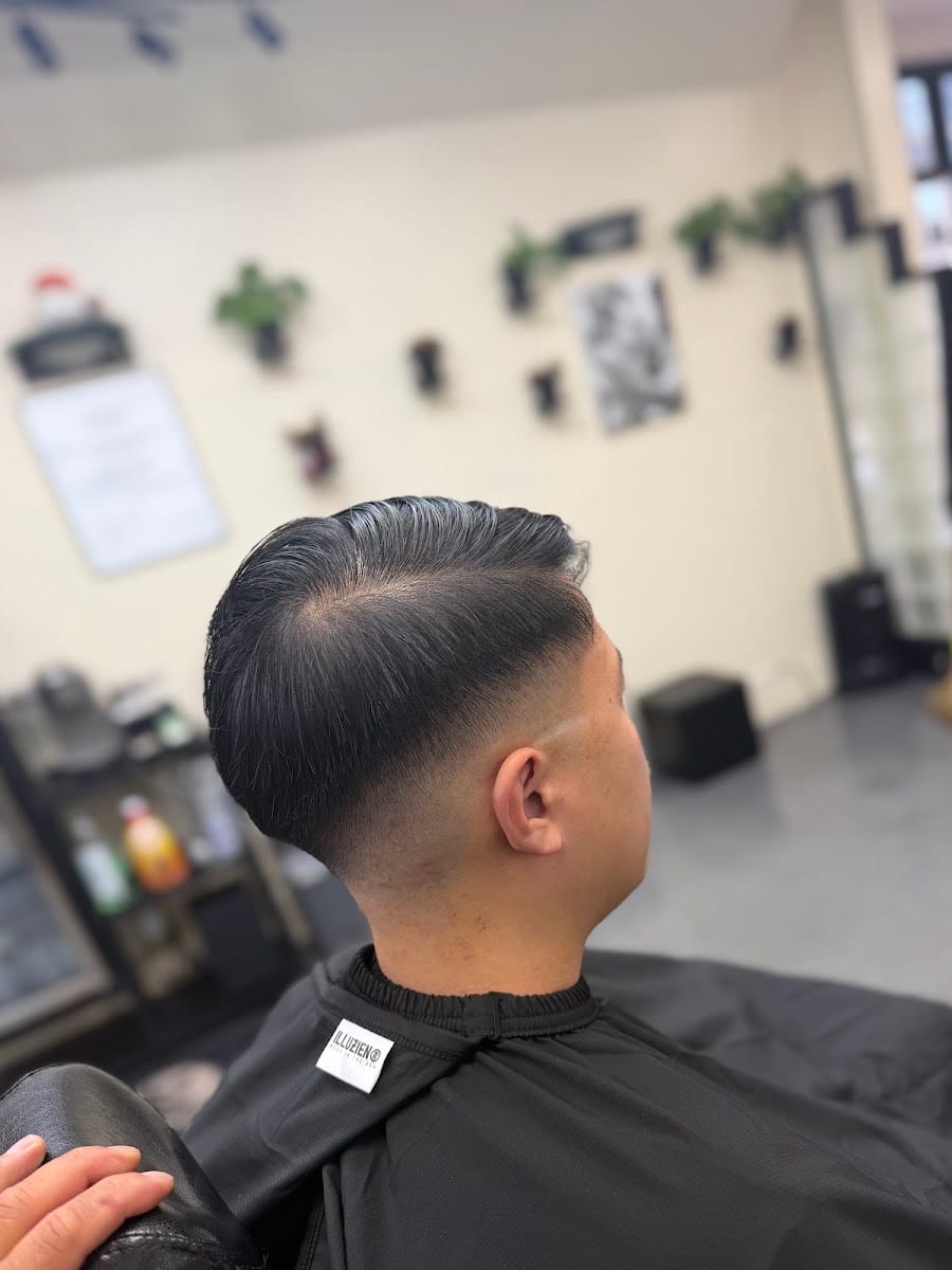 Lakay’s Barbershop