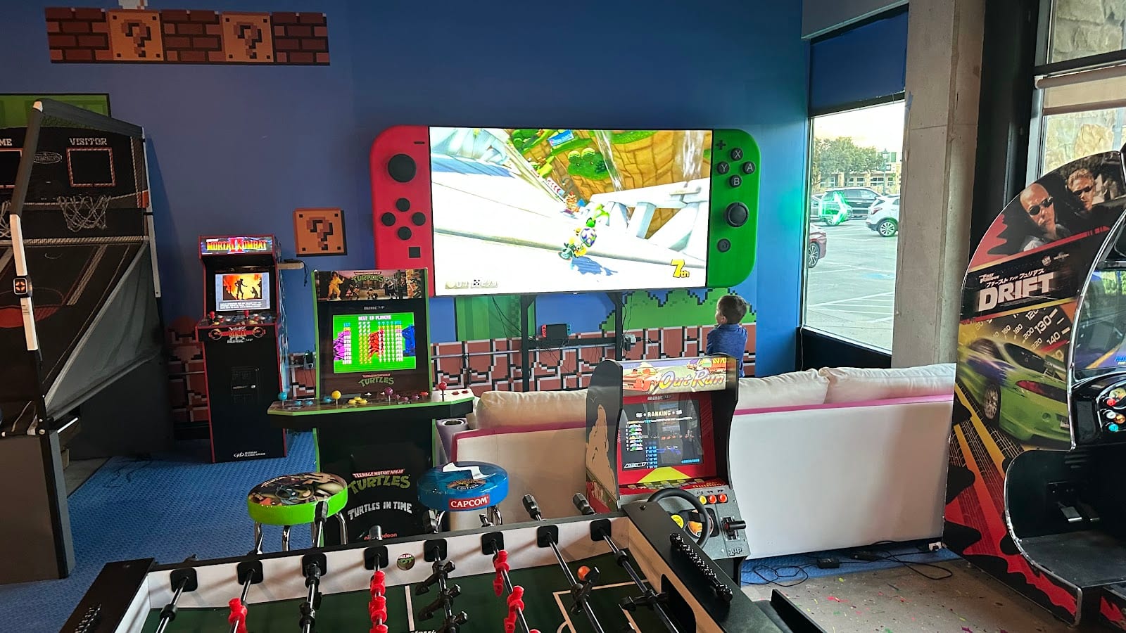 Village Arcade + Bar, photo 2