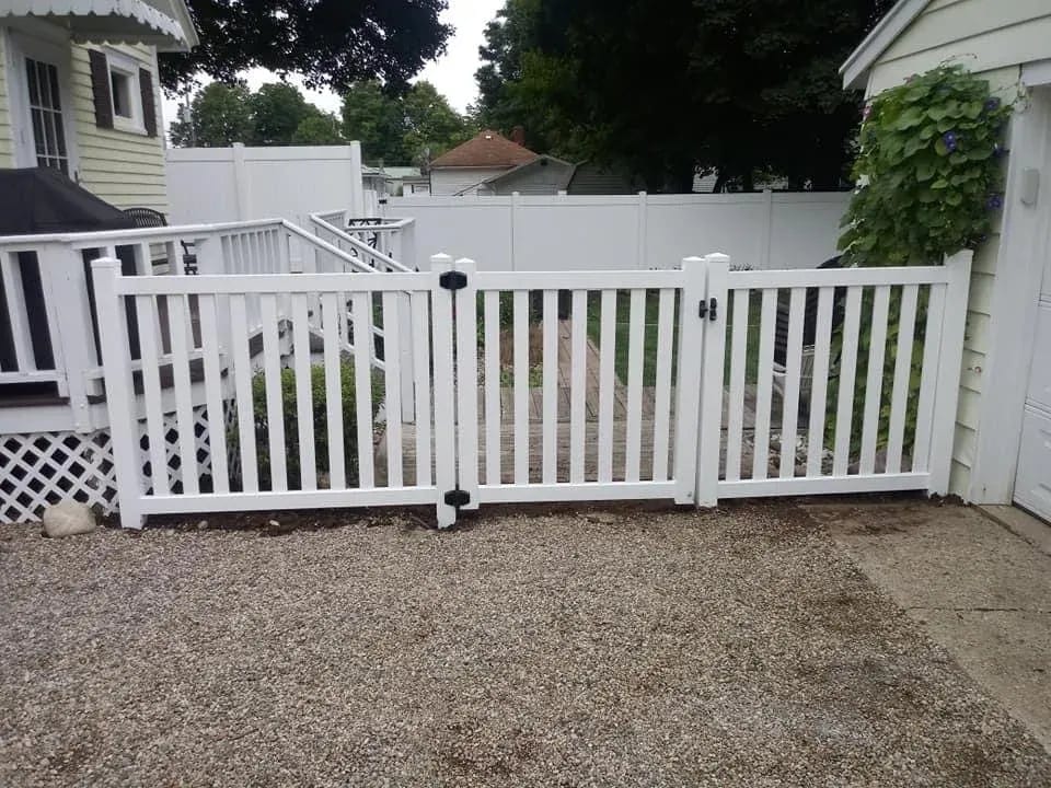 Essential Fencing & Lawn Services, photo 3