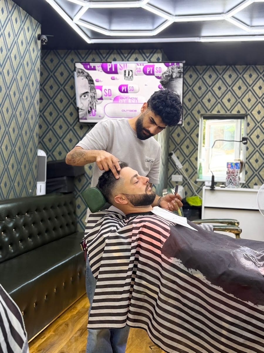 Sam barbershop, photo 2
