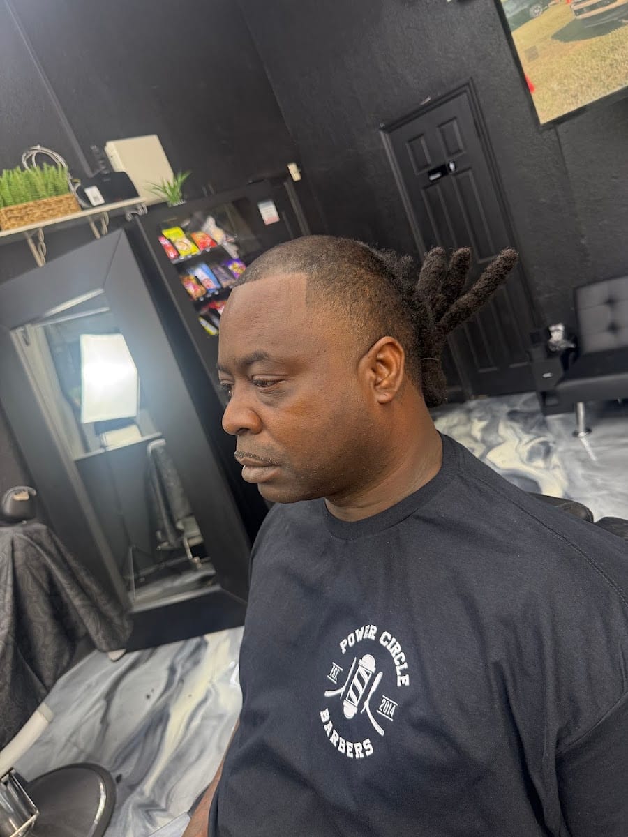Power Circle Barbershop 1, photo 2