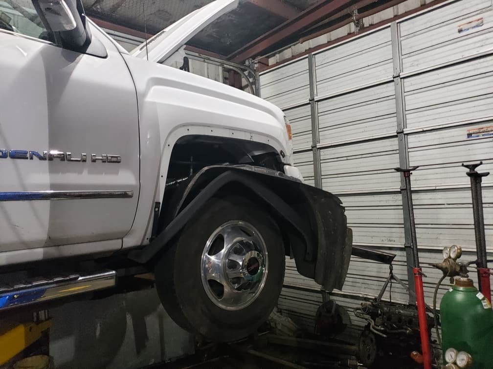 Jessie Bobb JB Automotive and Towing, photo 3