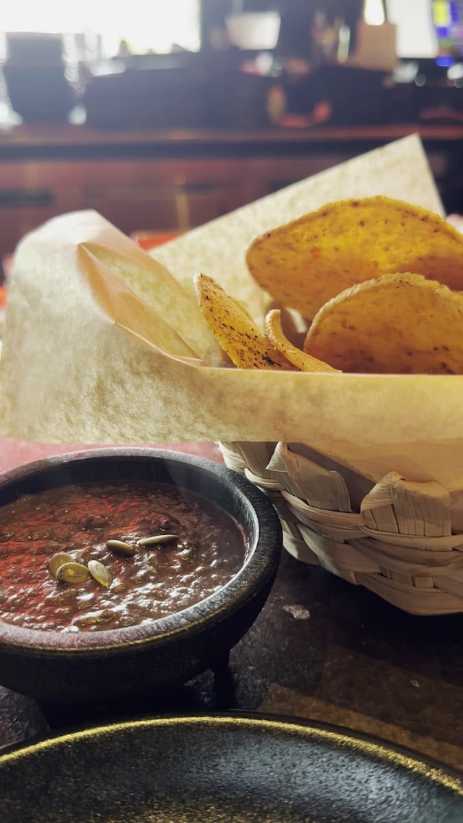 AGAVE Southwest Bar & Grill, photo 2