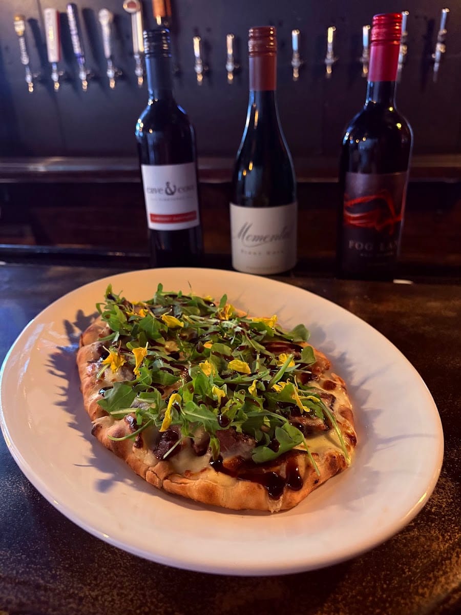 232 Bar, photo 3