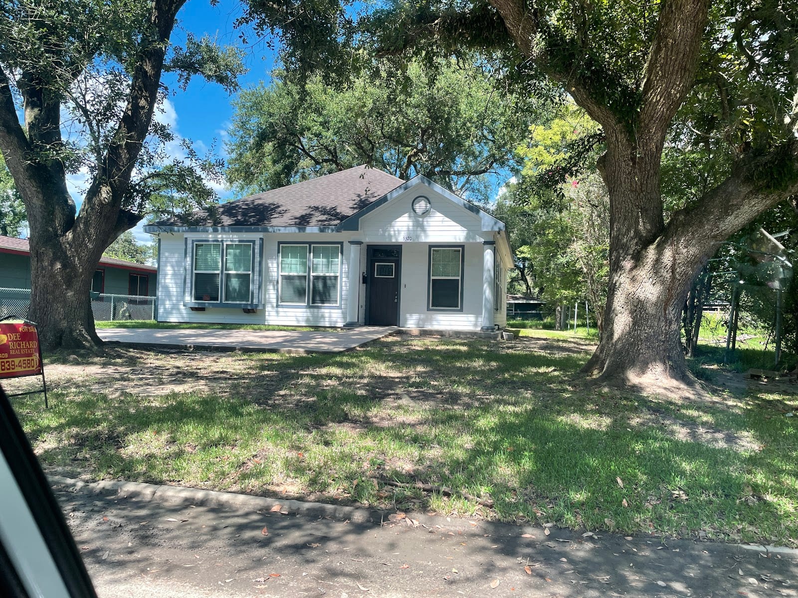 Dee Richard Real Estate