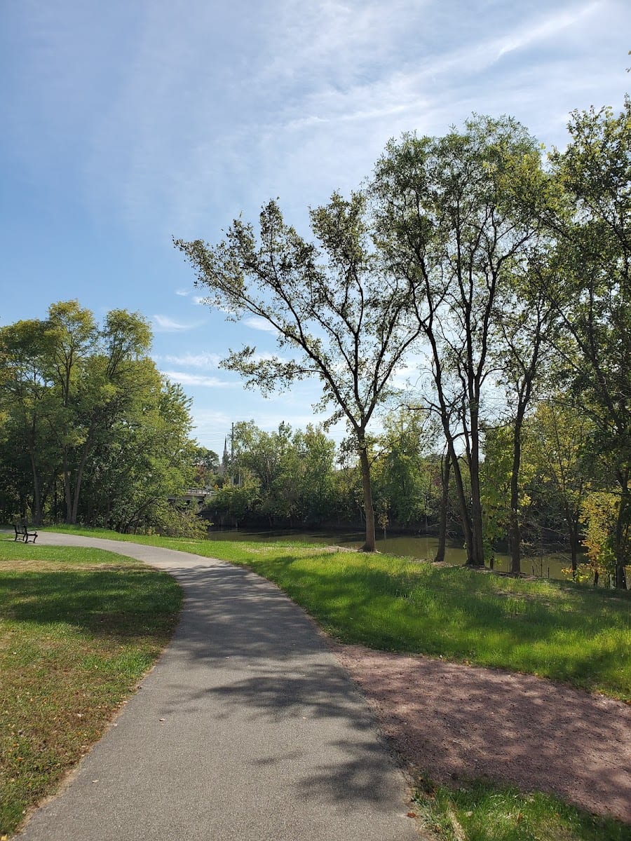 Bloomingdale Park, photo 2