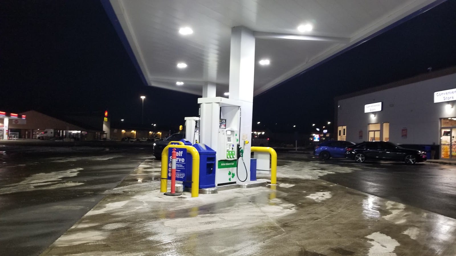 Husky/Sherwood Convenience Store, photo 3