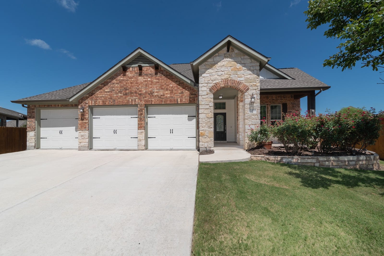 Peridot Realty Group, photo 2
