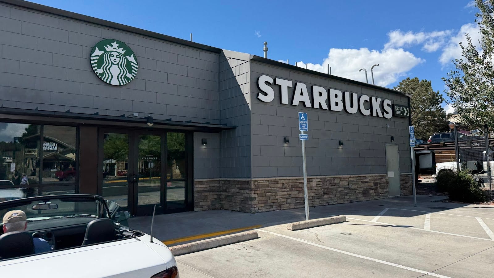 Starbucks Coffee Company, photo 2