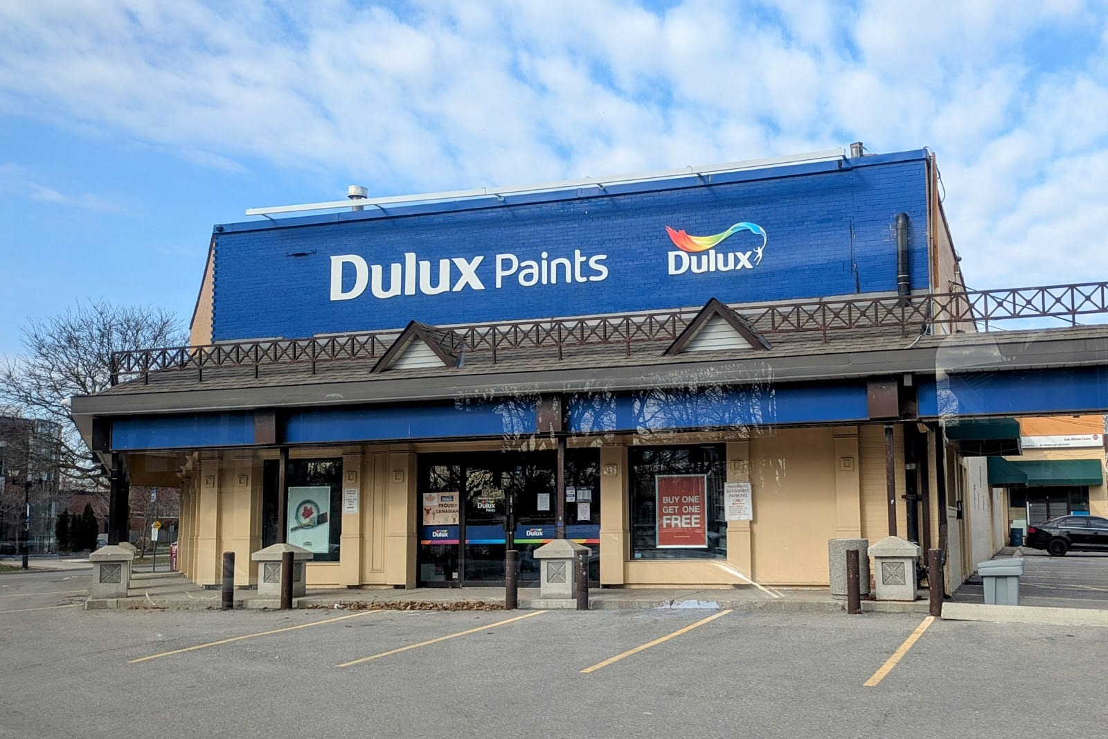 Dulux Paints, photo 2