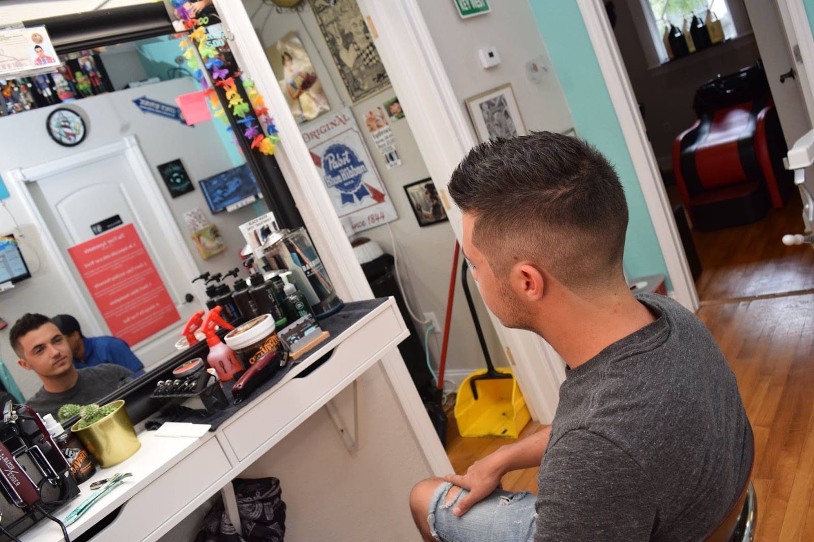 Muscle Cut Barbershop (inside powerhouse gym), photo 2