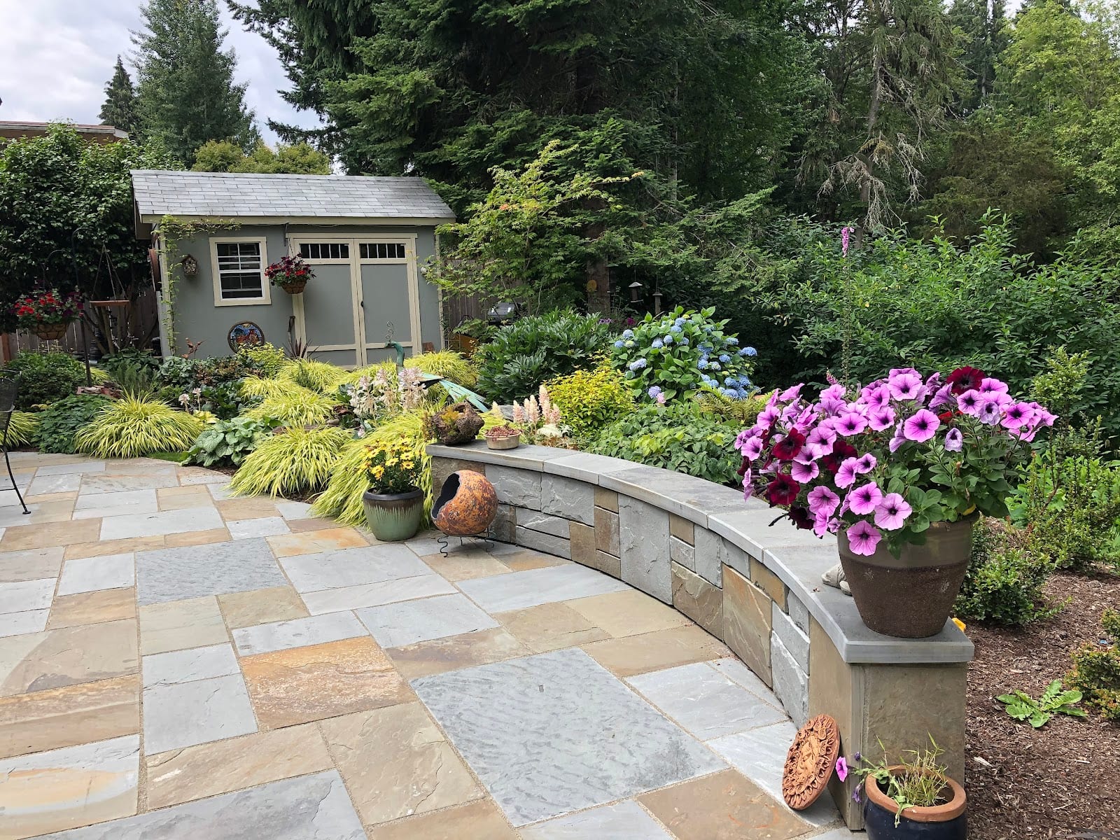 Linda Andrews Landscape and Design