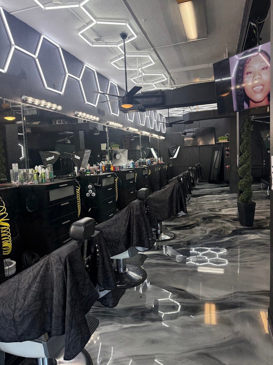 Power Circle Barbershop 1, photo 3