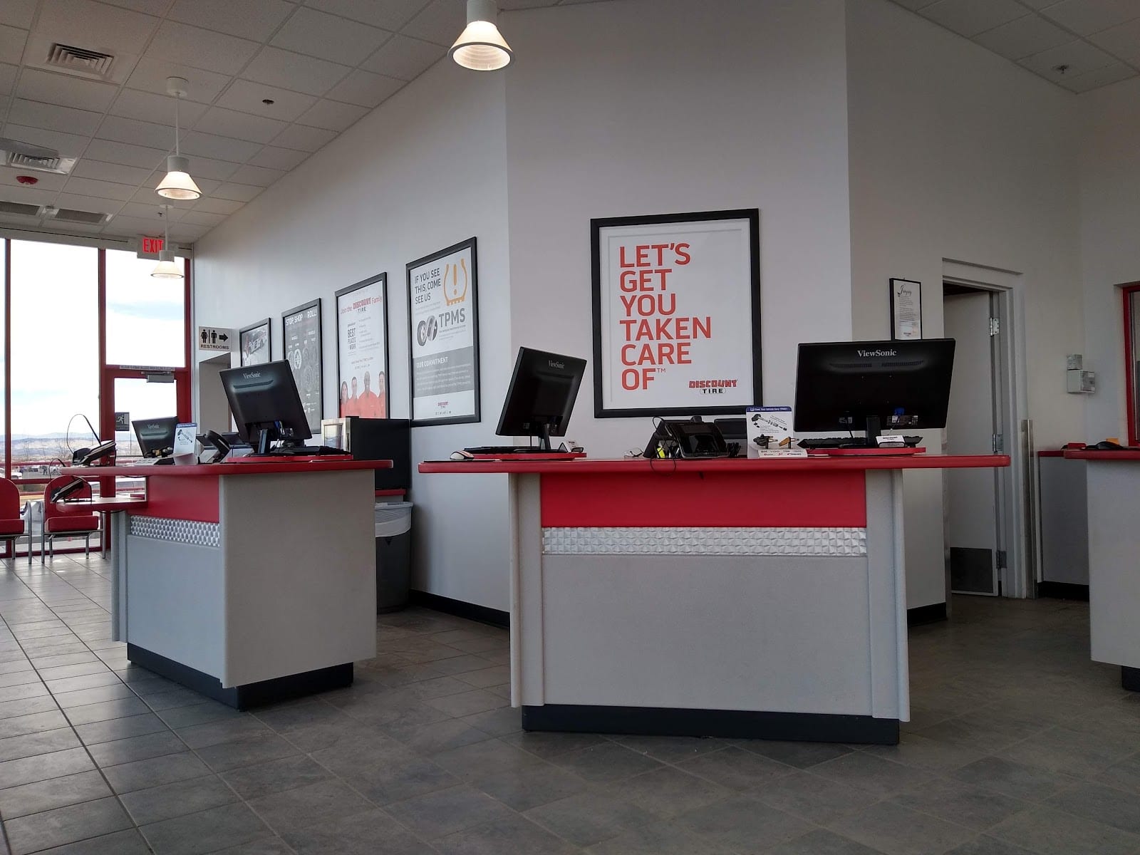 Discount Tire, photo 3
