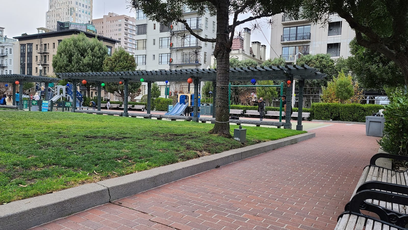 Huntington Park, photo 3