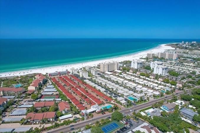 Siesta Key Beach - 2 Bedroom - 3 Beds - 3 Bathroom Duplex with Heated Swimming Pool, photo 2