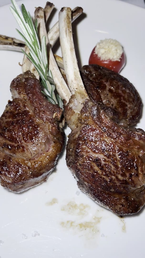 T-Bones, photo 2